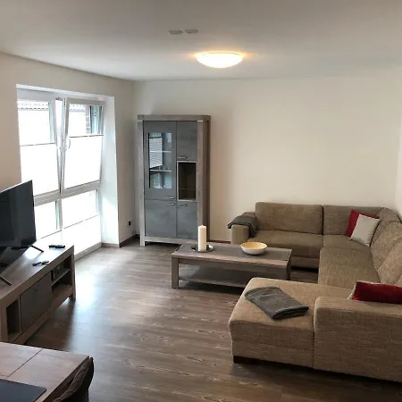 Ferienwohnung Flair * 胡苏姆