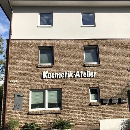 Ferienwohnung Flair 公寓 胡苏姆